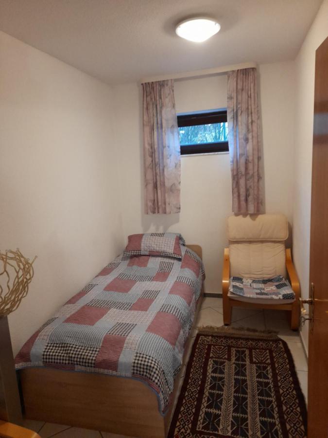 Souterrain Wohnung In ベンスハイム エクステリア 写真